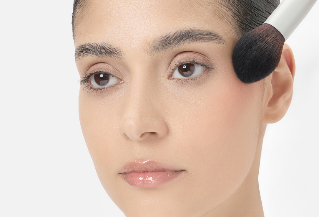 ALIX AVIEN Compact powder blush Powder blush 107, Soft peach 10 ALIX AVIEN Compact powder blush Powder blush