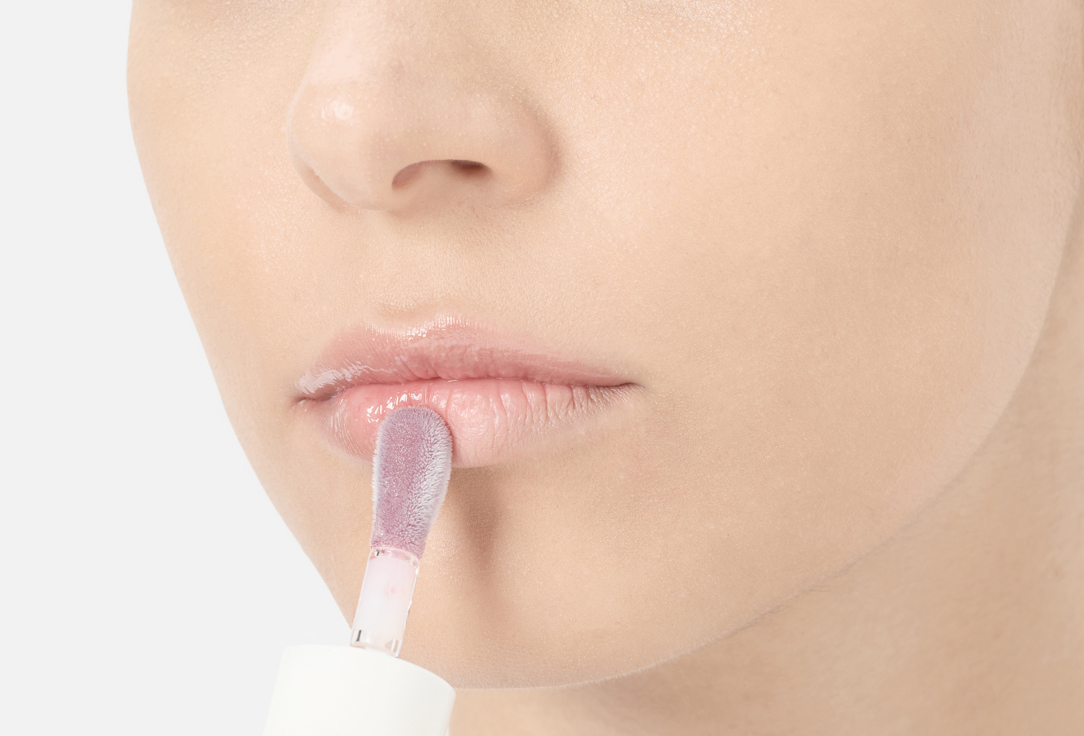 HINCE Nourishing Lip Oil Vita Barrier 01, kingsbury 4.5 ml HINCE Nourishing Lip Oil Vita Barrier