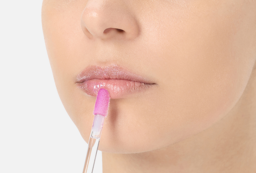 Revlon Shimmering Lip Gloss Super Lustrous Glimmer Gloss