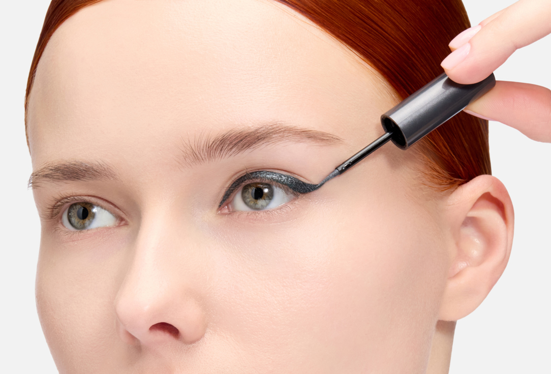 RAD Vinyl finish liquid eyeliner Eye Eye Eye! DRAW THE LINE