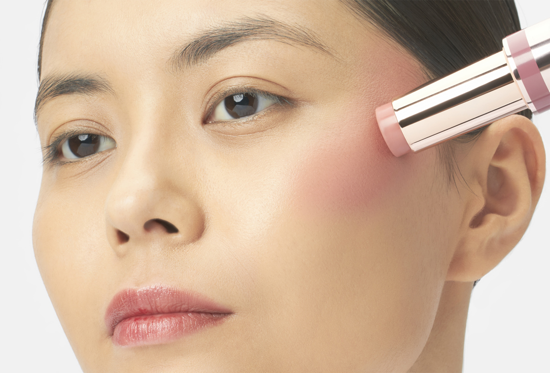 BEAUTY CREATIONS creamy blush stick Blush Stick