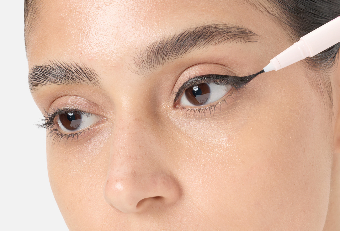 KARA BEAUTY Dual-ended liquid eyeliner Lasting Strokes