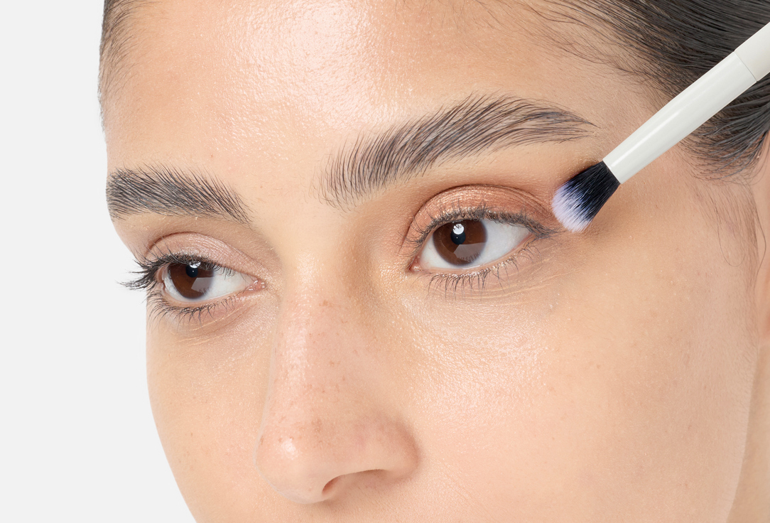 KARA BEAUTY Creamy hydrating eyeshadow stick Glide N’ Glow