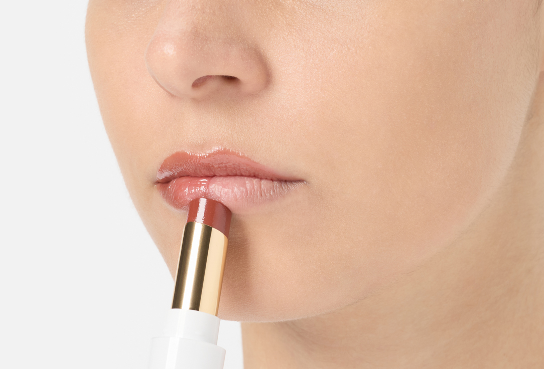 Revlon Помада для губ Super Lustrous Glass Shine 010, Spiced wine 3 г Revlon Помада для губ Super Lustrous Glass Shine