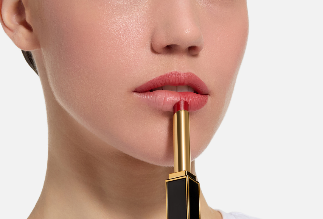 Tom Ford Matte Creamy Lipstick Runway Lip Stylo Matte 16, Scarlet rouge 2 g Tom Ford Matte Creamy Lipstick Runway Lip Stylo Matte
