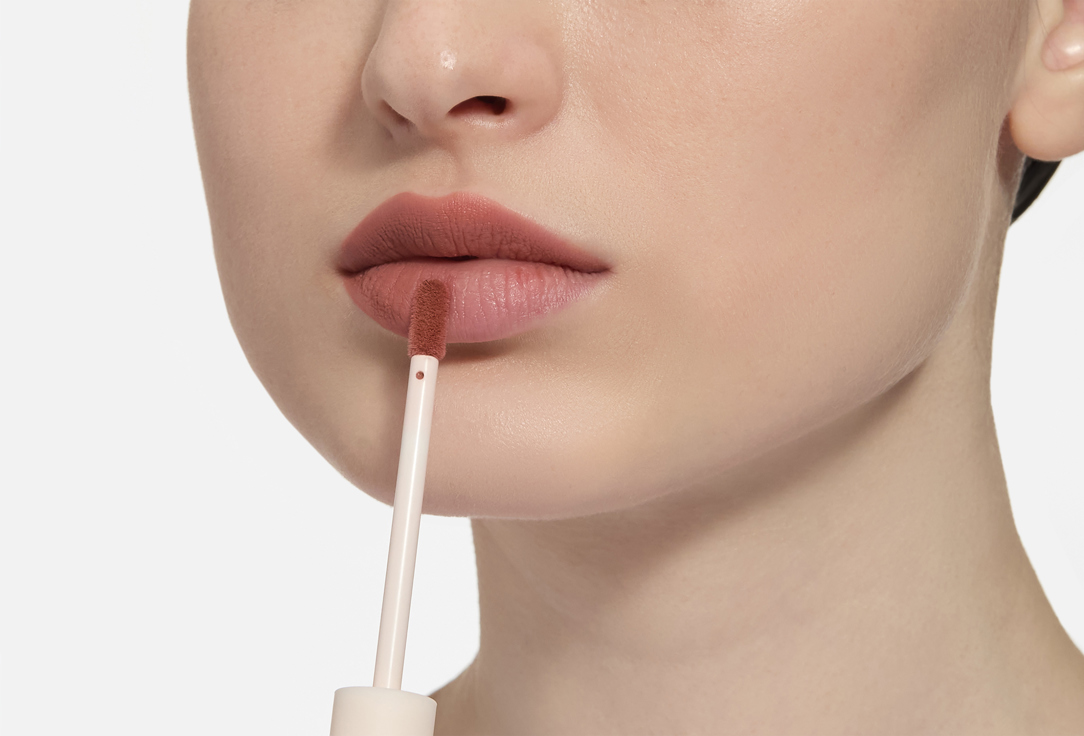 essence Soft-matte blurred finish lip cream BLUR soufflé
