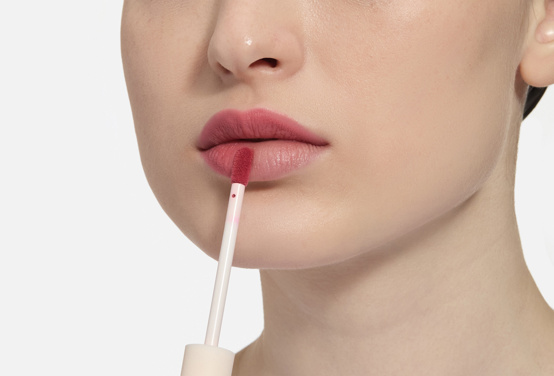 essence Soft-matte blurred finish lip cream BLUR soufflé