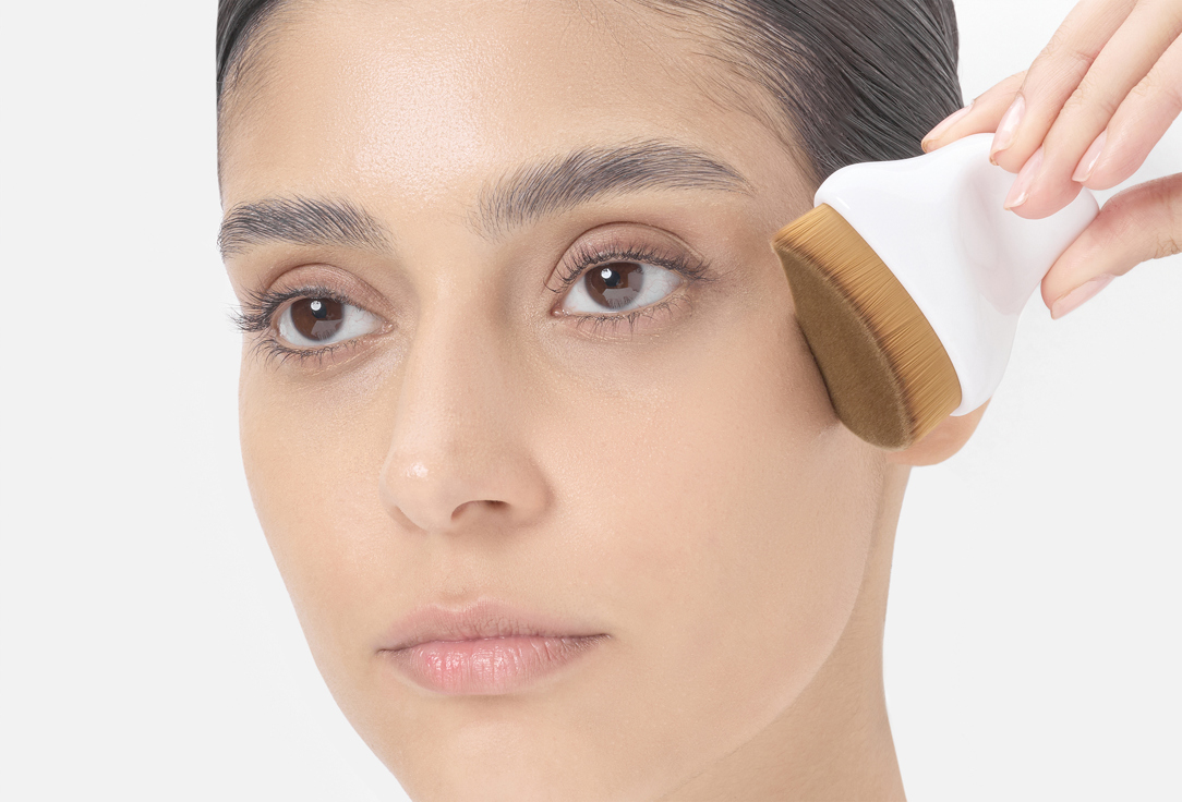 KLA Beauty Makeup Brush Iron Foundation Brush