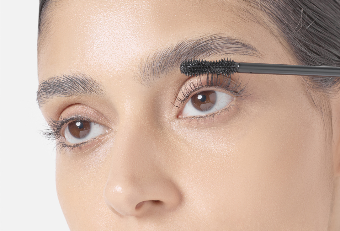 KLA Beauty Volumizing waterproof mascara 6-in-1 4D