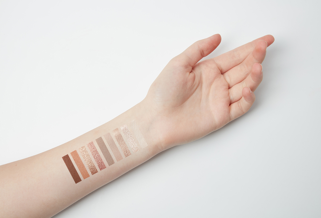 essence Тени для век The nude
