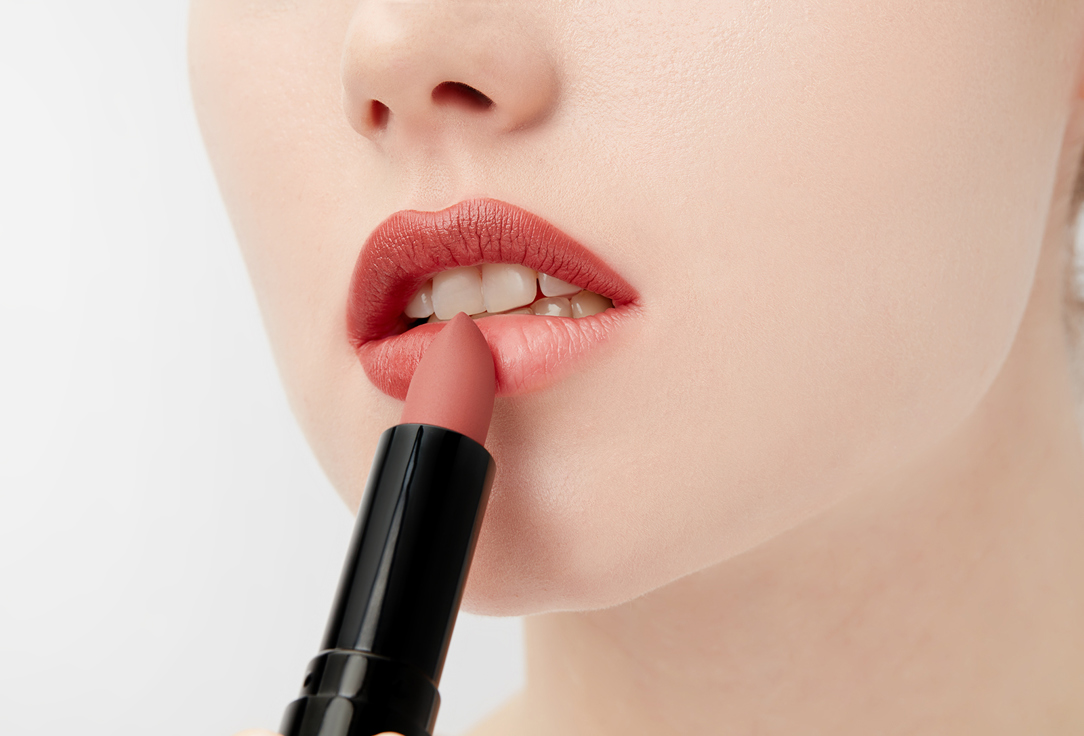 MakeUp Revolution Matte Lipstick long-lasting
