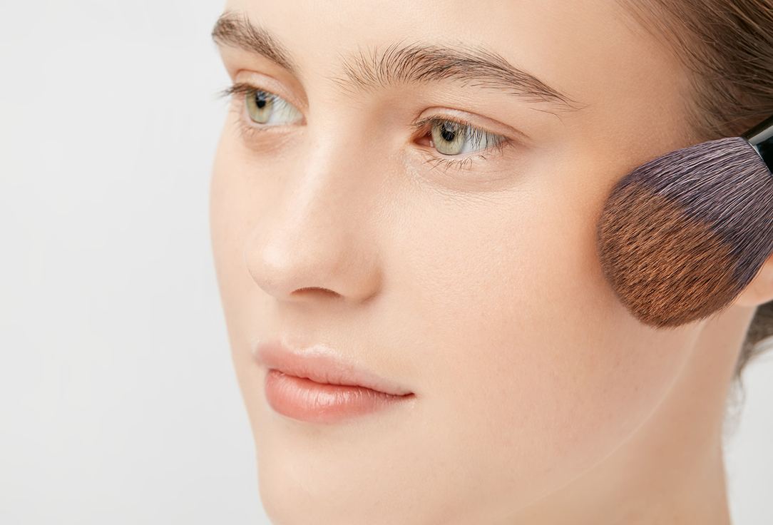 MakeUp Revolution Бронзер Bronzer MEGA