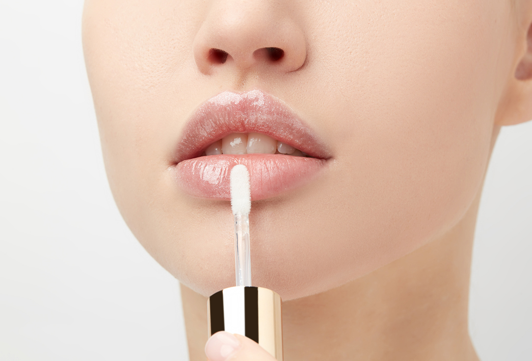 Sisley Moisturising lip gloss Le Phyto-Gloss 1, Moon 6.5 ml Sisley Moisturising lip gloss Le Phyto-Gloss