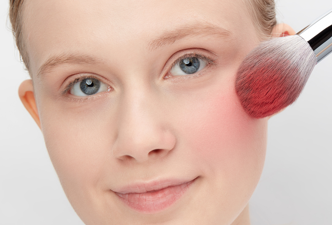 3INA Powder blush The Blush 232, Coral red, Matte 7.5 g 3INA Powder blush The Blush