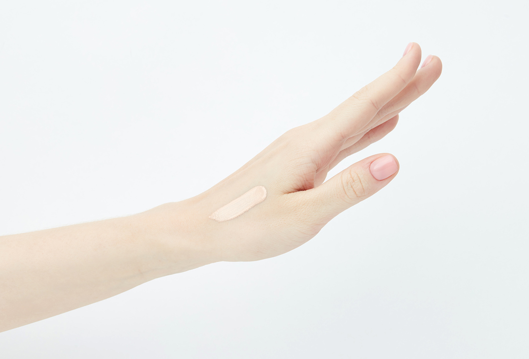 Wet n Wild brightening Foundation Photo Focus Dewy