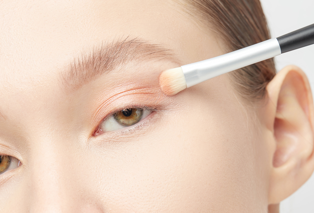 Provoc Flat Eyeshadow Brush Flat Blending E802S