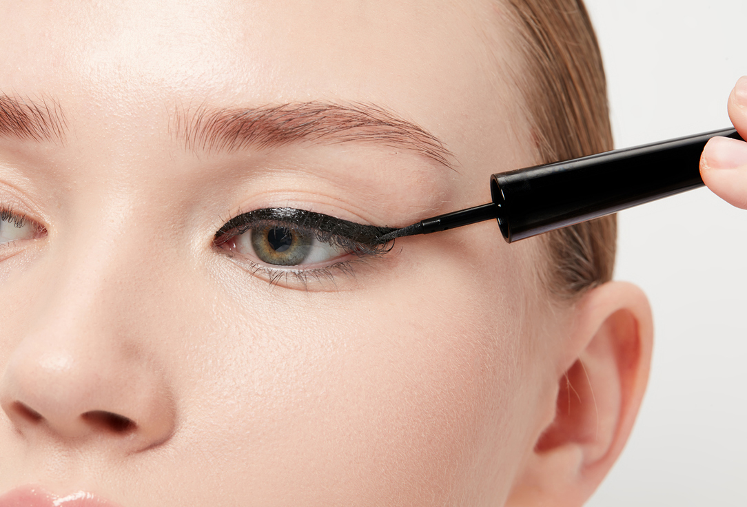 NINELLE Long-Lasting Glossy Eyeliner ENERGIA