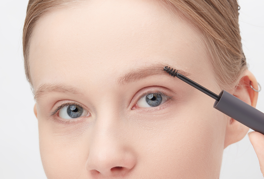 3INA Long-Lasting gel eyebrow mascara The Eyebrow Mascara