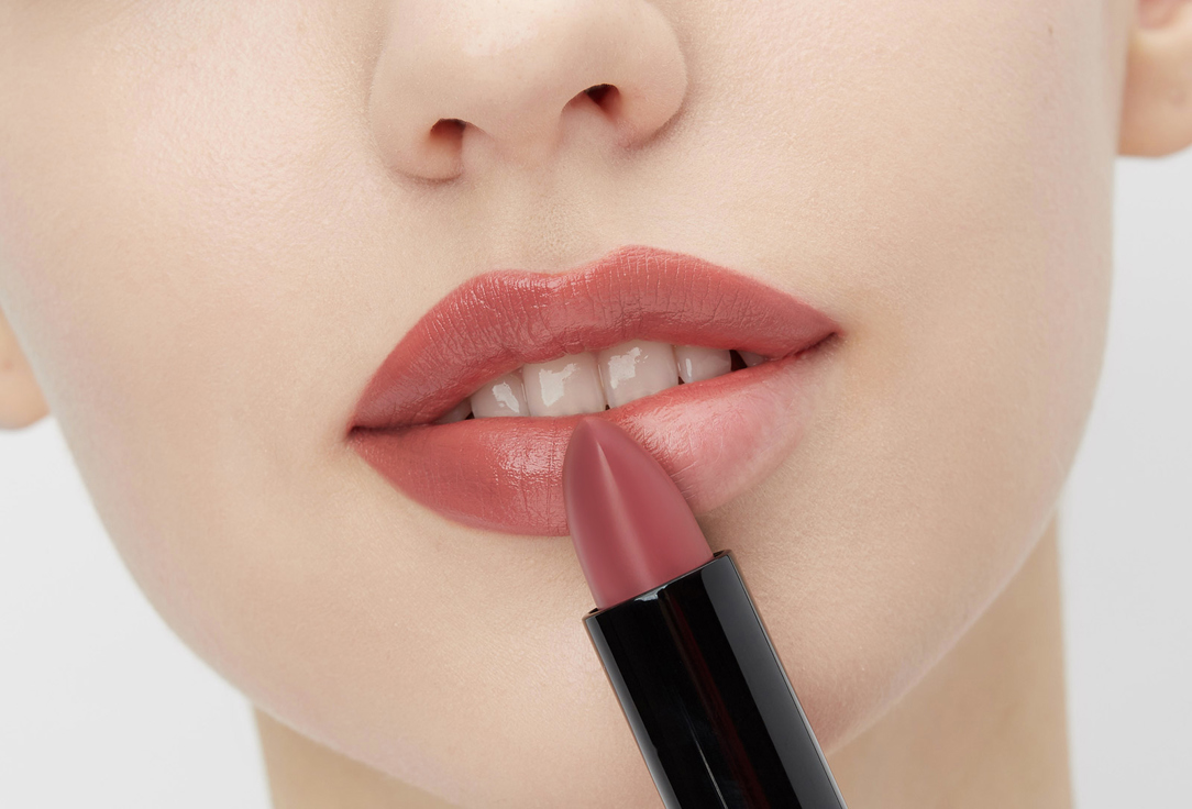 3INA Semi-matte, buttery Lipstick The Lipstick