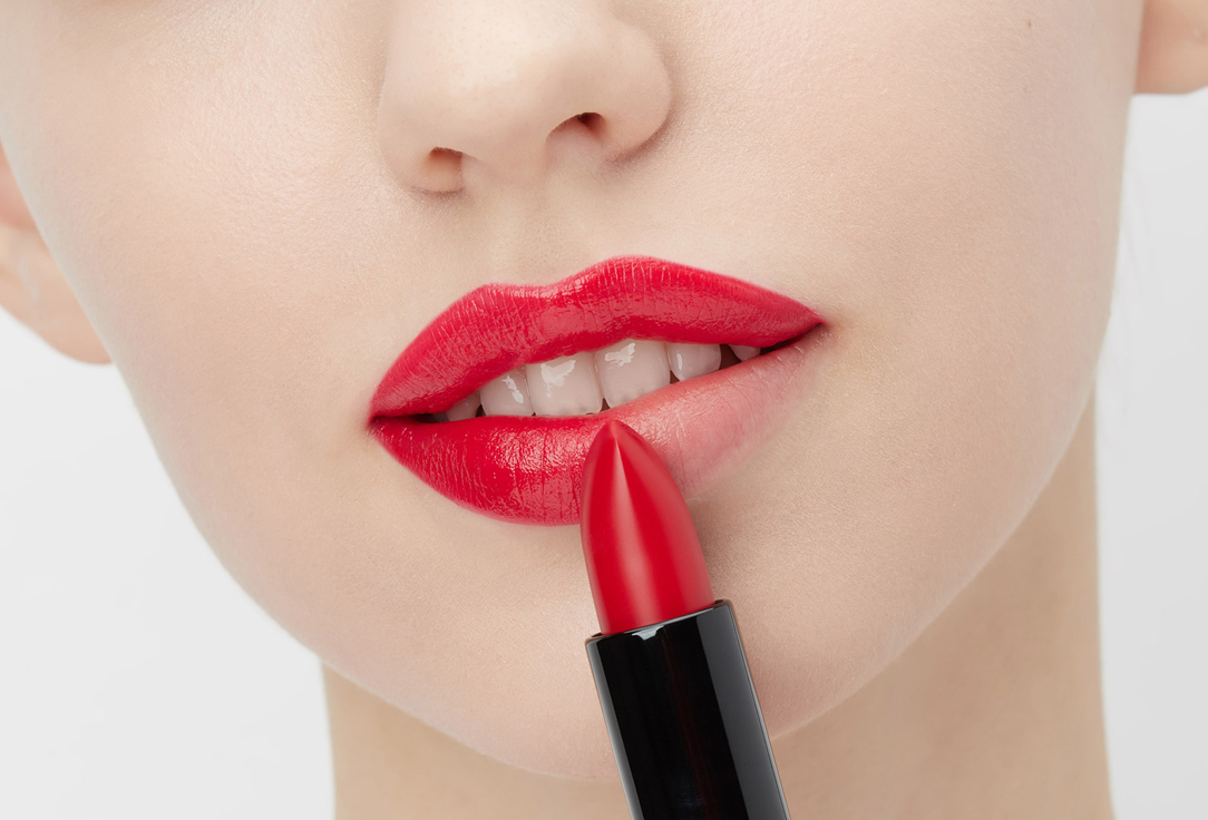 3INA Semi-matte, buttery Lipstick The Lipstick 336, The darkest pink 4.5 g 3INA Semi-matte, buttery Lipstick The Lipstick