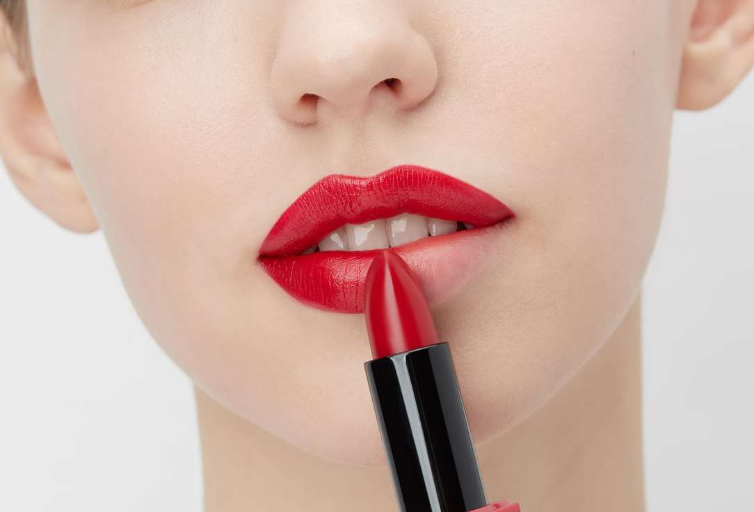 3INA Semi-matte, buttery Lipstick The Lipstick 248, Dark pinkie red 4.5 g 3INA Semi-matte, buttery Lipstick The Lipstick