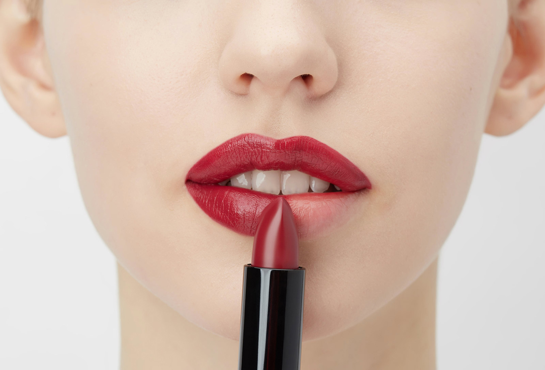 3INA Semi-matte, buttery Lipstick The Lipstick