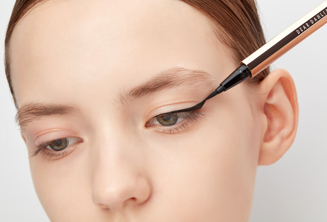 DEAR DAHLIA Matte Liquid Eyeliner PARADISE DREAM PRECISION PRO LIQUID EYELINER Noir 0.5 ml DEAR DAHLIA Matte Liquid Eyeliner PARADISE DREAM PRECISION PRO LIQUID EYELINER