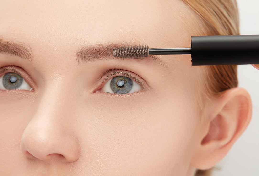 Romanovamakeup Long-Lasting Eyebrow Mascara Sexy Eyebrow Mascara Ice blonde 5 g Romanovamakeup Long-Lasting Eyebrow Mascara Sexy Eyebrow Mascara