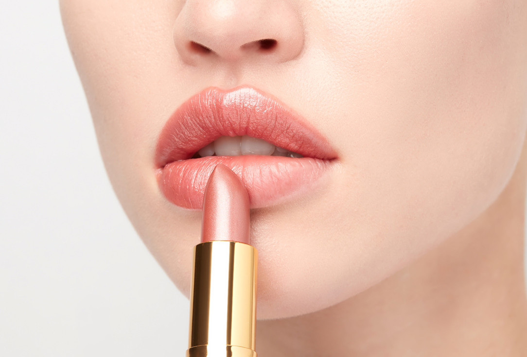 Revlon Moisturizing Satin Lipstick Super Lustrous