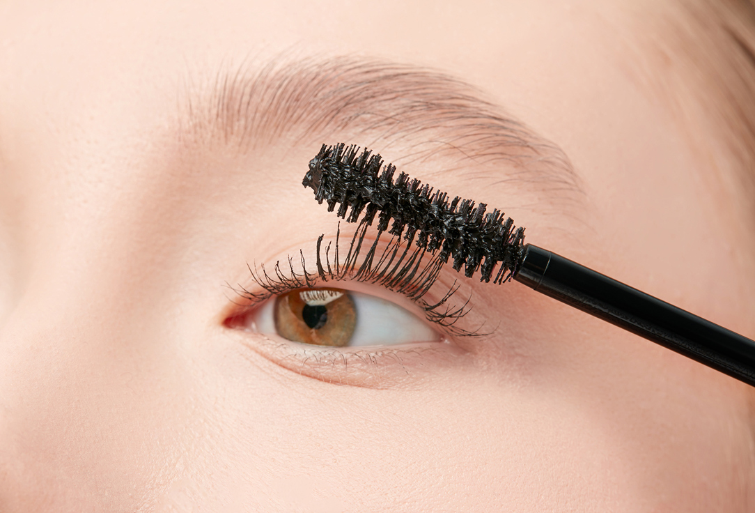 Maybelline New York Volumizing and Curling Lash Mascara The Falsies Lash Lift Black 9 ml Maybelline New York Volumizing and Curling Lash Mascara The Falsies Lash Lift
