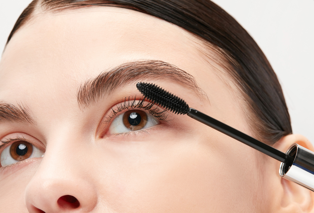 Pupa Volumizing Mascara Vamp! Definition