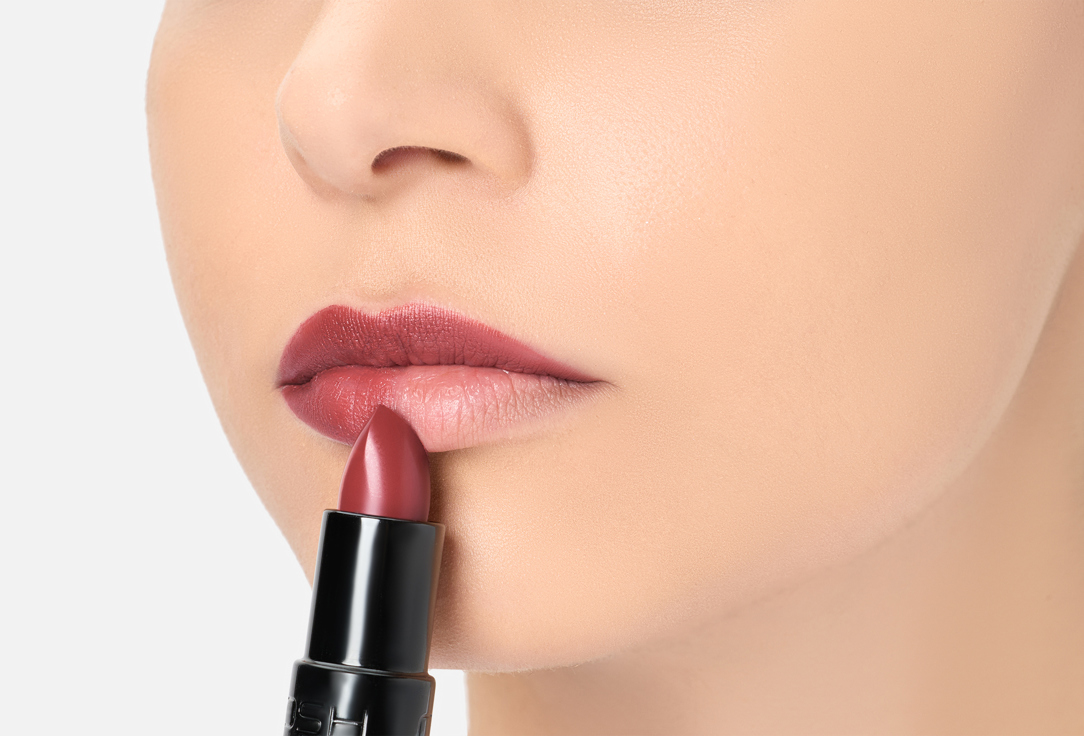 Gosh Creamy matte lipstick Velvet touch