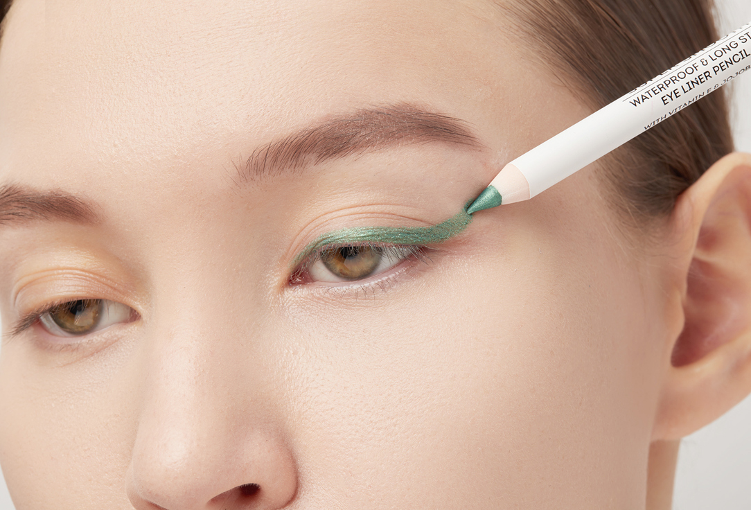 SEVEN7EEN Waterproof Long-Lasting Eyeliner Pencil super smooth