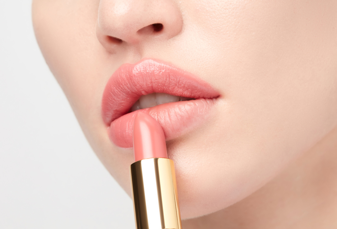 Revlon Moisturizing Matte Lipstick Super Lustrous