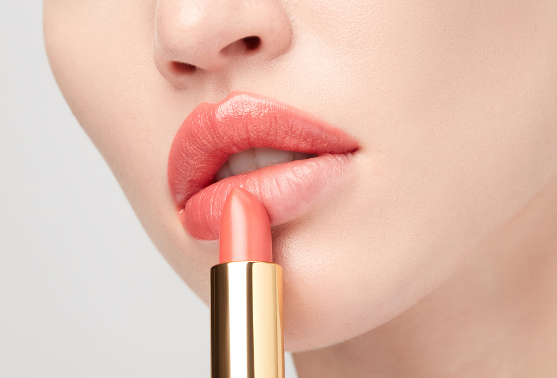 Revlon Moisturizing Matte Lipstick Super Lustrous