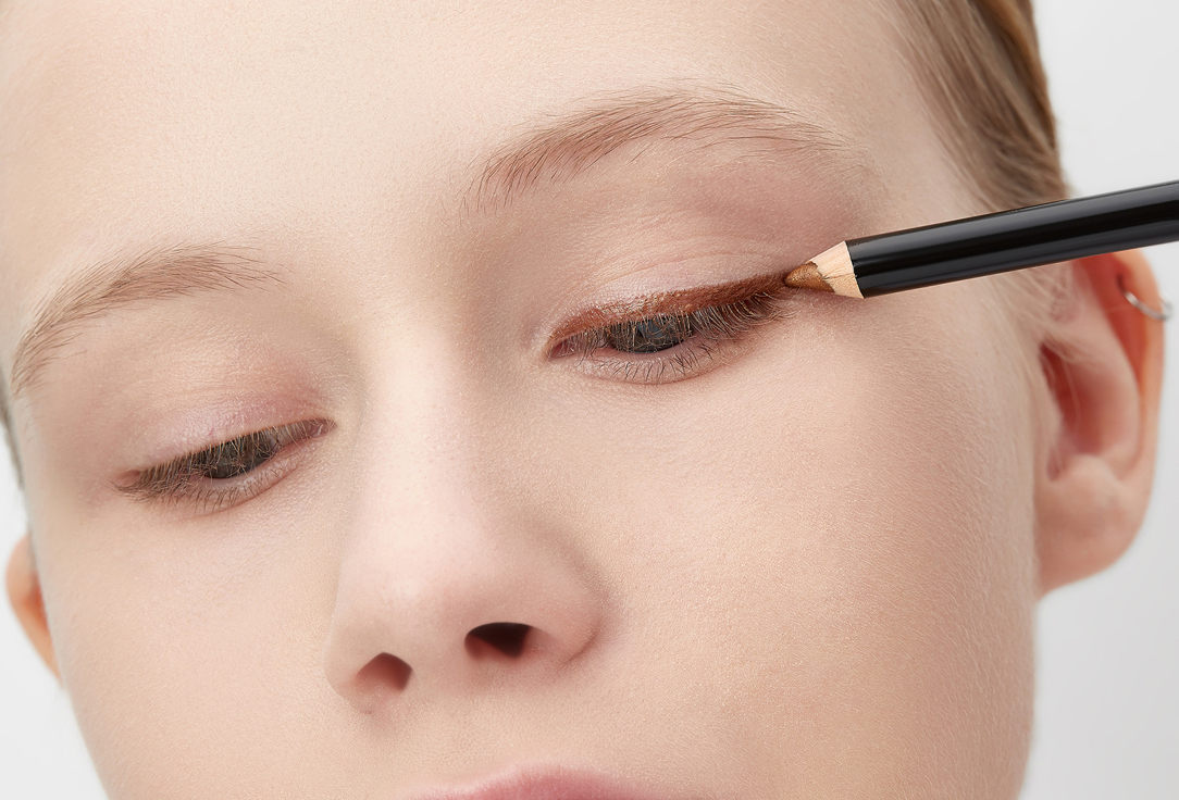 BODYOGRAPHY Eye pencil smokey effect Bali bronze 1.1 g BODYOGRAPHY Eye pencil smokey effect