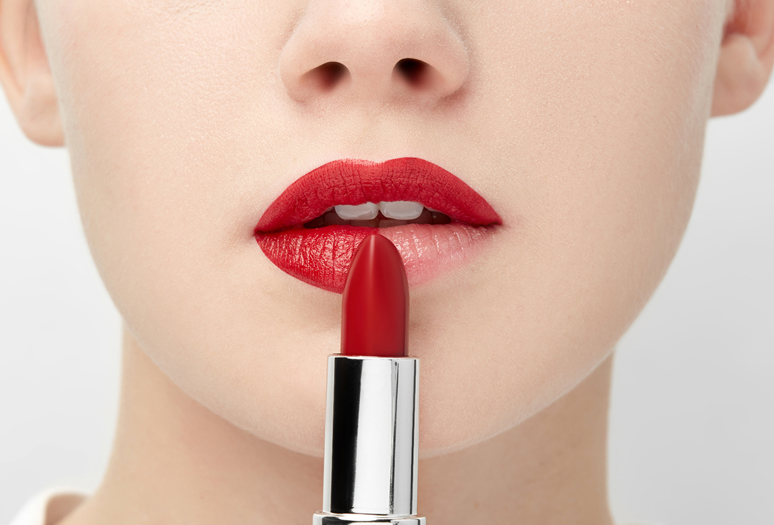 BODYOGRAPHY Lipstick super pigmented