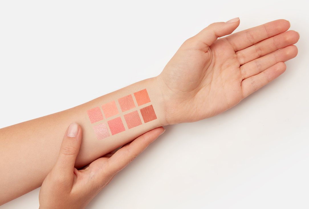 MakeUp Revolution Blush Palette Ultra